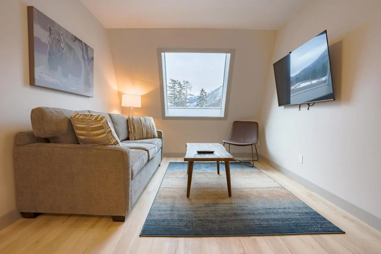 Basecamp Suites Banff Apartment