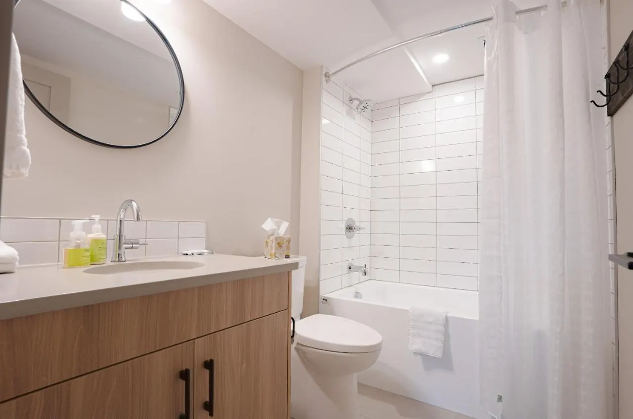 Basecamp Suites Banff 0*,  Canada