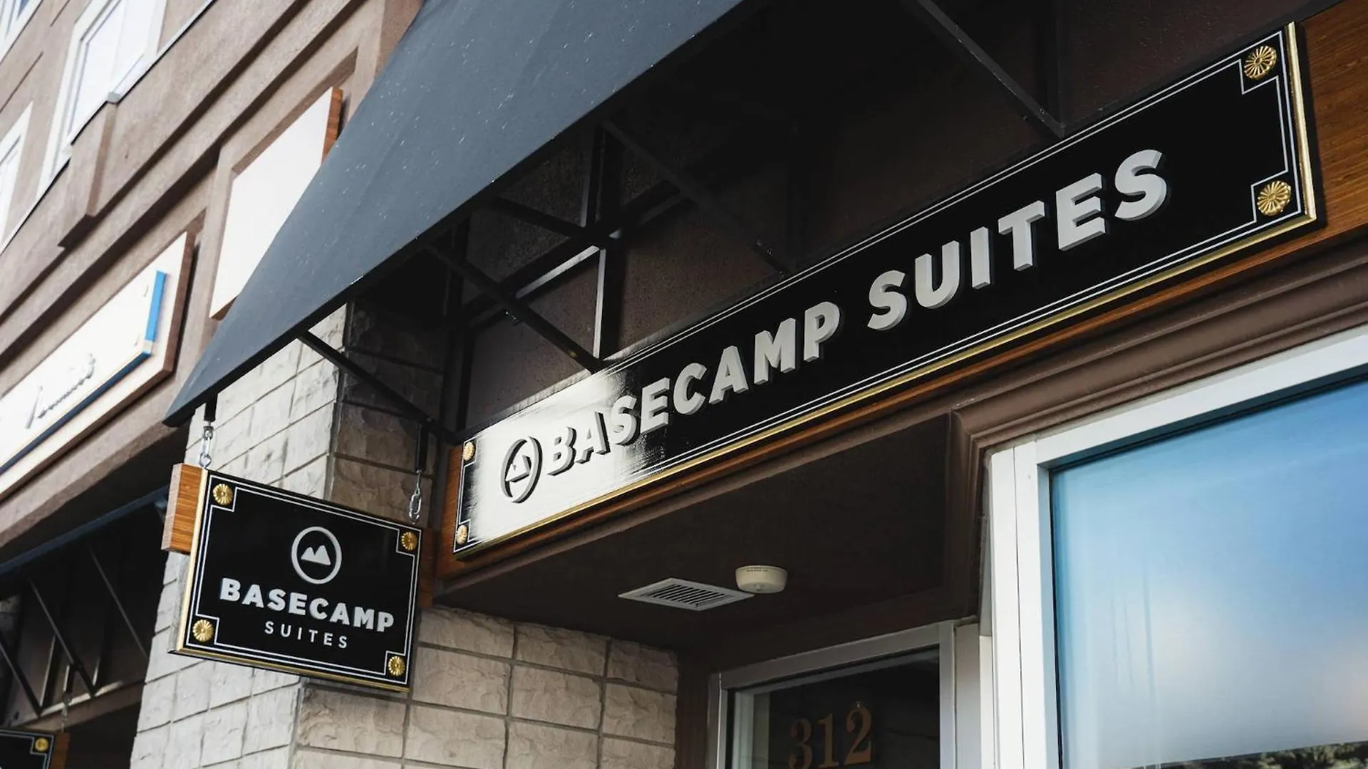 Basecamp Suites Banff Canada